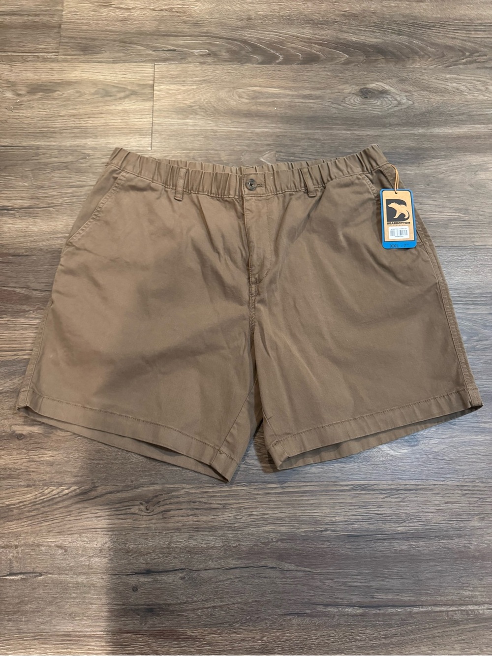 Men's Flat Front Casual Shorts in Brown
